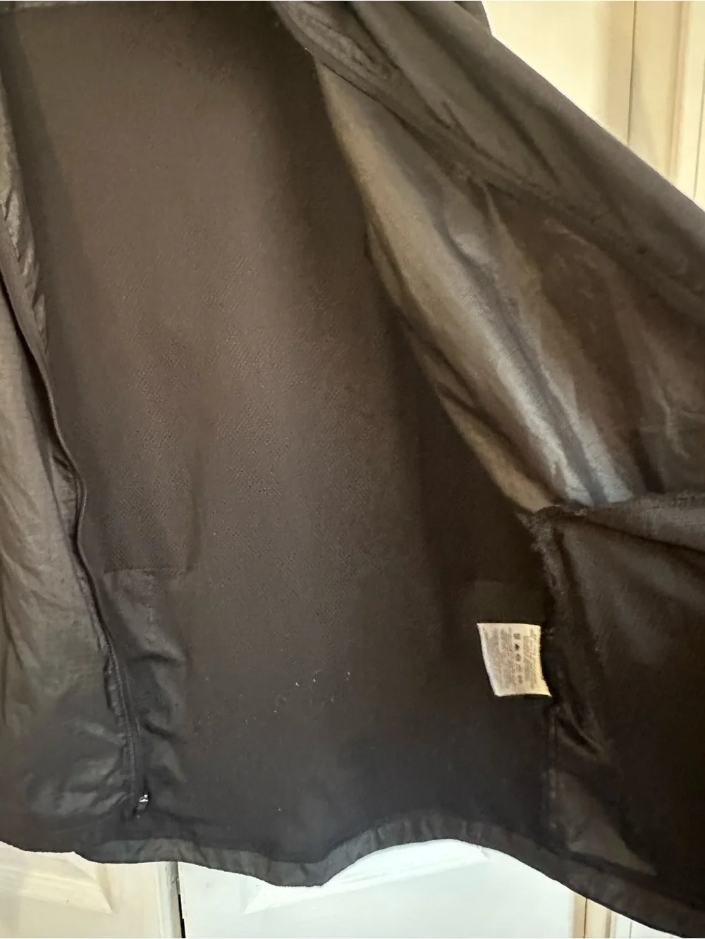 Nike black essentials windbreaker jacket size large